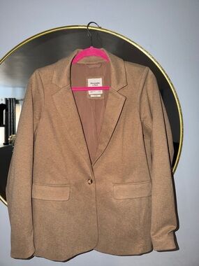 Abercrombie & Fitch Women's Tan Single-Button Blazer